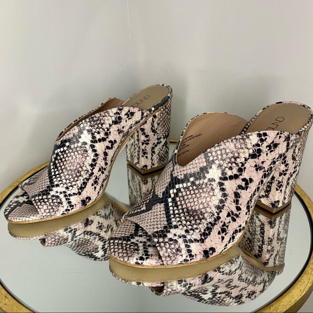 NWT NEW ABOUND Beige & Black Faux Snakeskin Open Toe Slip On Mules Heels size 6